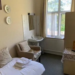  Konukevi Adams House Birleşik Krallık